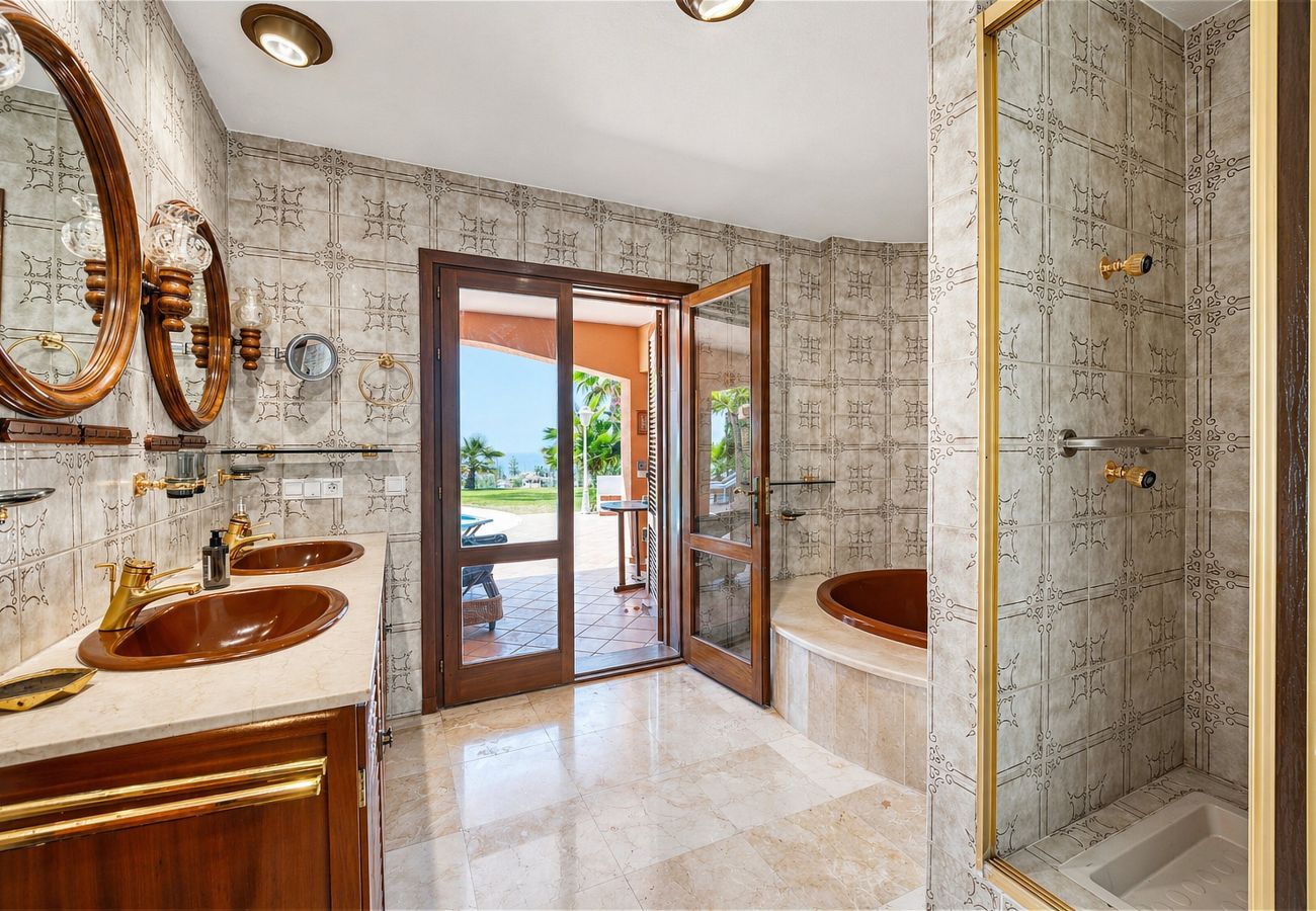 Villa en Benalmádena - 3163 Luxury Mediterranean Villa with Private Pool