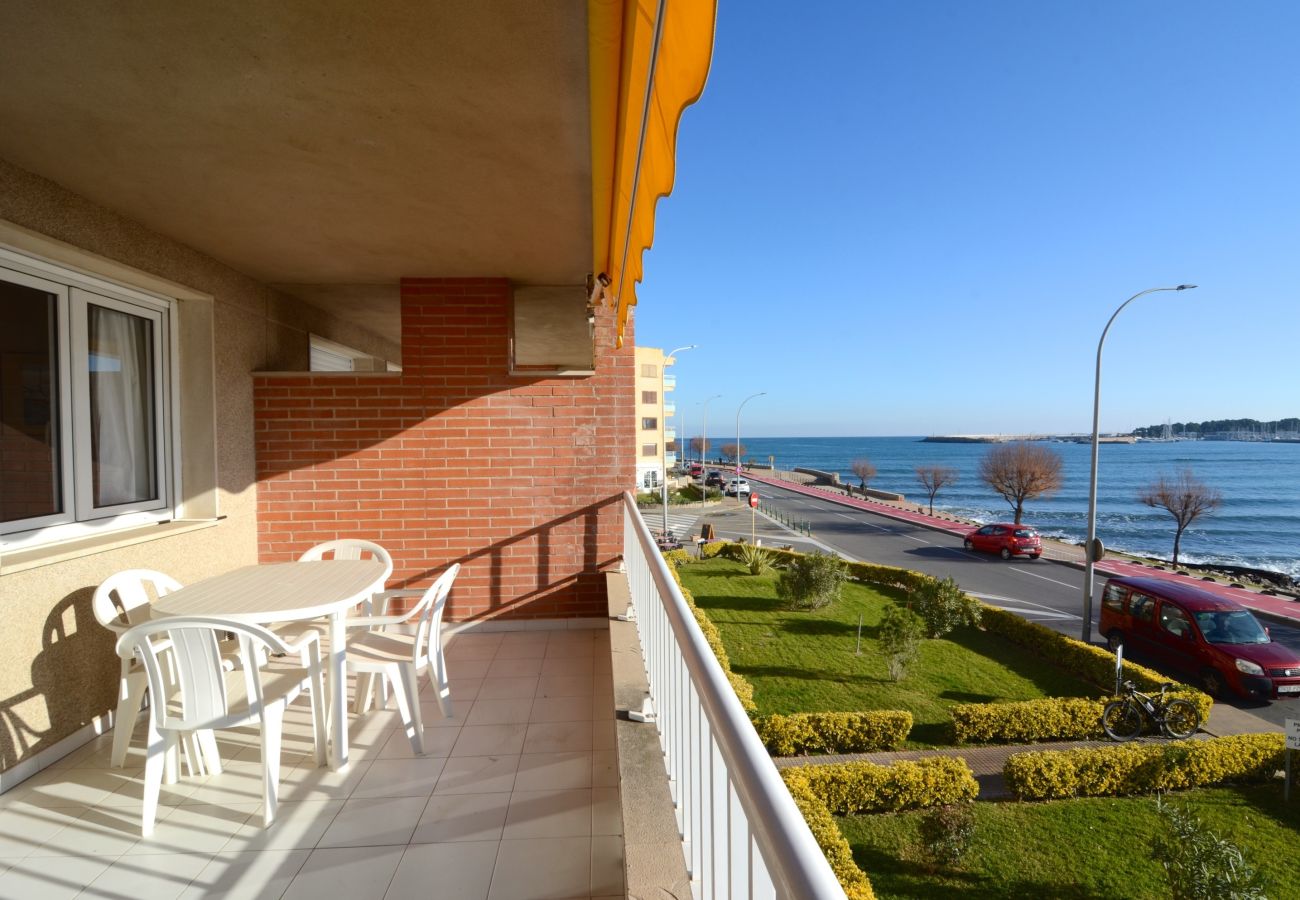 Apartamento en L'Escala - TERRASSA DEL MAR ESC. 1  1º A
