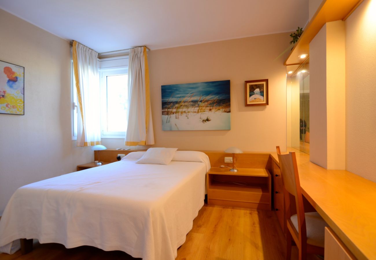 Apartamento en L'Escala - TERRASSA DEL MAR ESC. 1  1º A