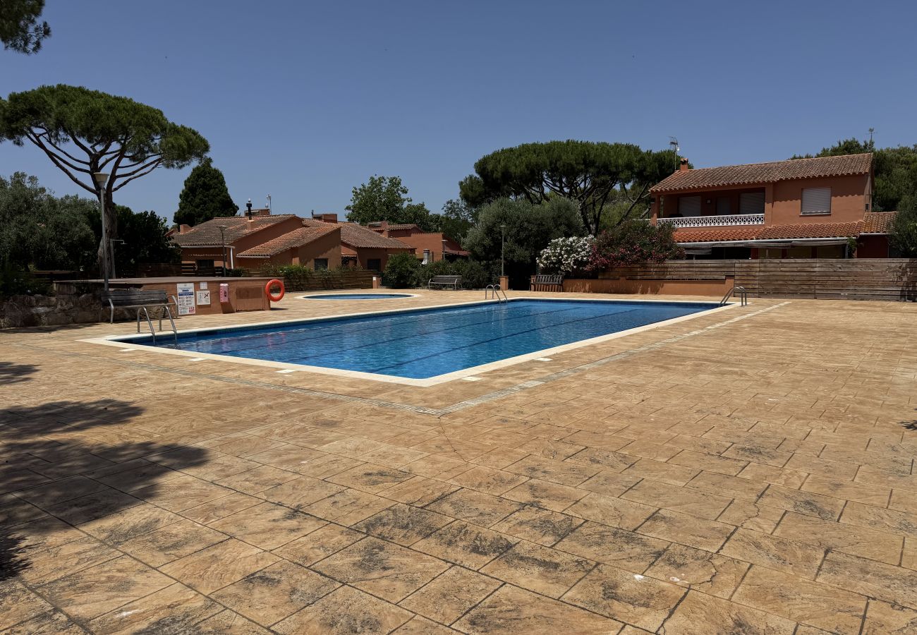Bungalow en Torroella de Montgri - Gregal 134-136