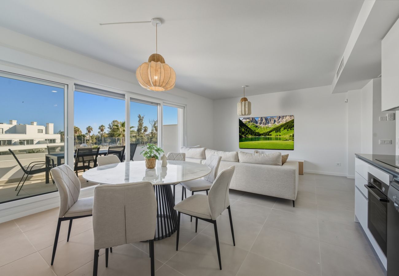 Apartamento en Estepona - 3025 Elegant apartment with terrace and pool