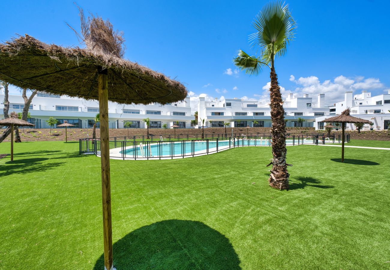 Apartamento en Estepona - 3025 Elegant apartment with terrace and pool