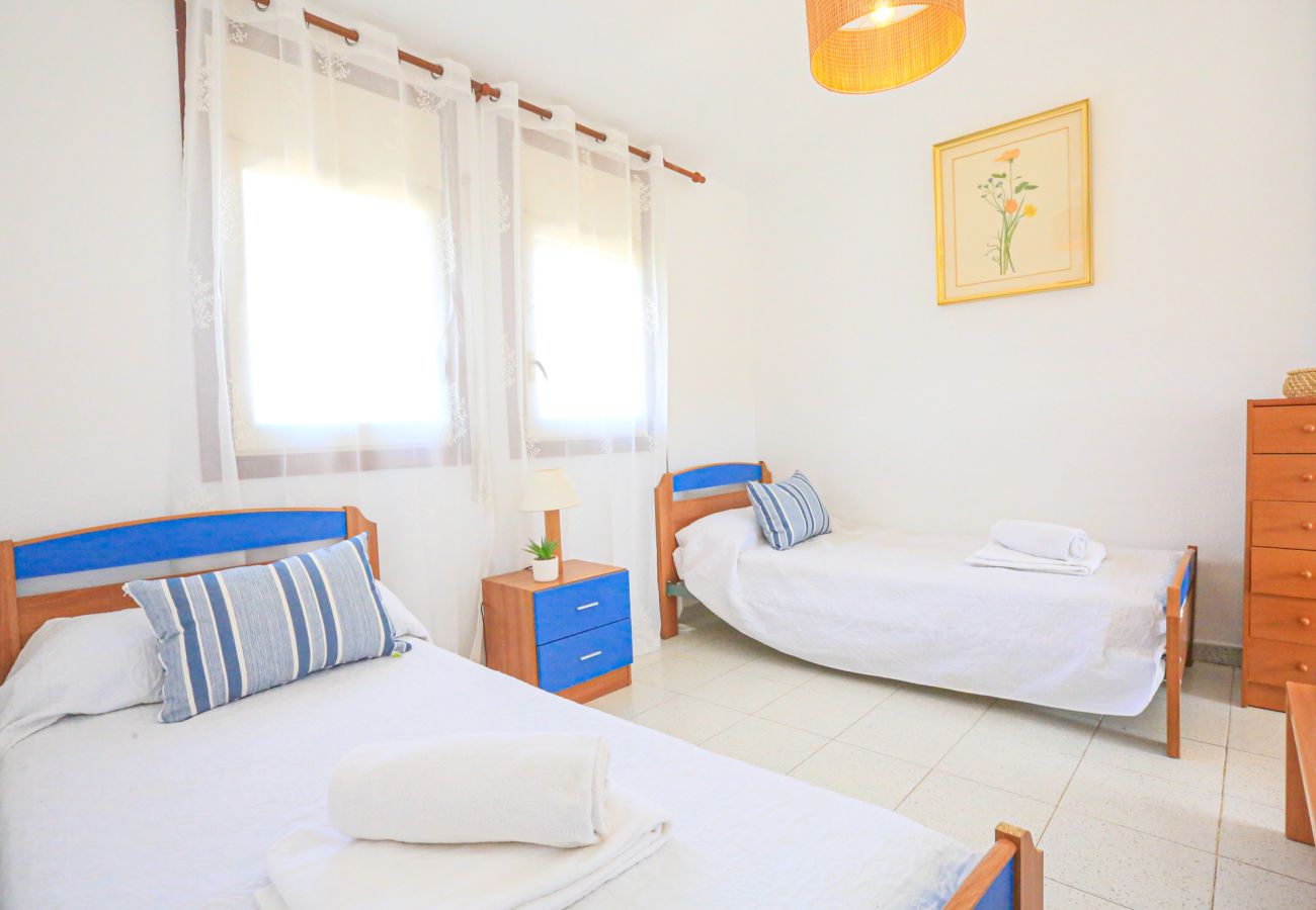 Apartment in Cambrils - Tres Carabelas 46