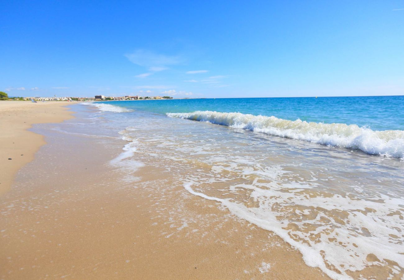 Apartment in Hospitalet de L´Infant - Arcos del MAR 1º F