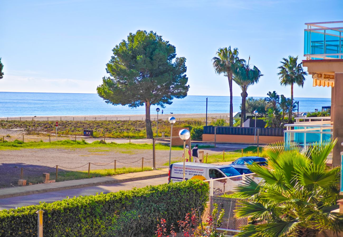 Apartment in Hospitalet de L´Infant - Arcos del MAR 1º F