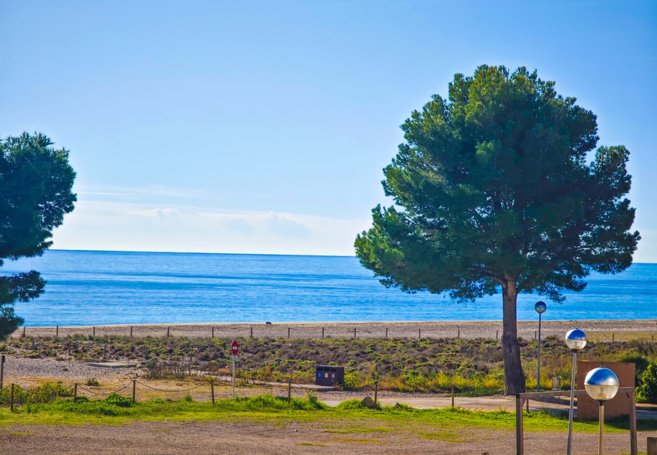 Apartment in Hospitalet de L´Infant - Arcos del MAR 1º F