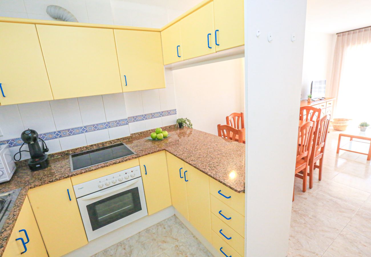 Apartment in Hospitalet de L´Infant - Arcos del MAR 1º F