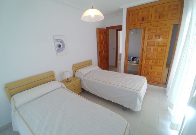 Apartment in La Manga del Mar Menor - CASTILLO F2 - TN - 5A