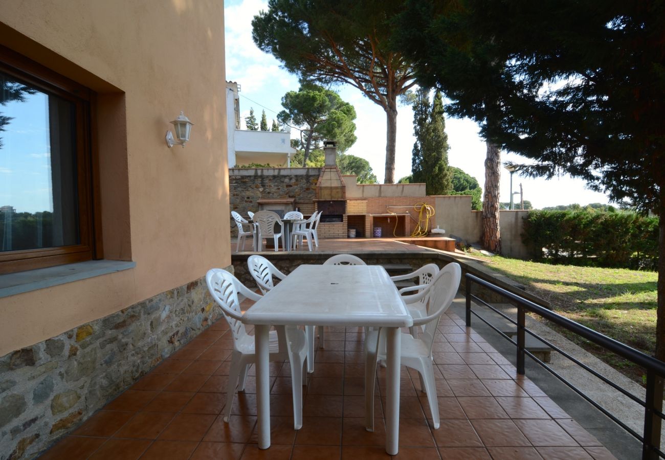 Apartment in L'Escala - MUSEU BAIXOS