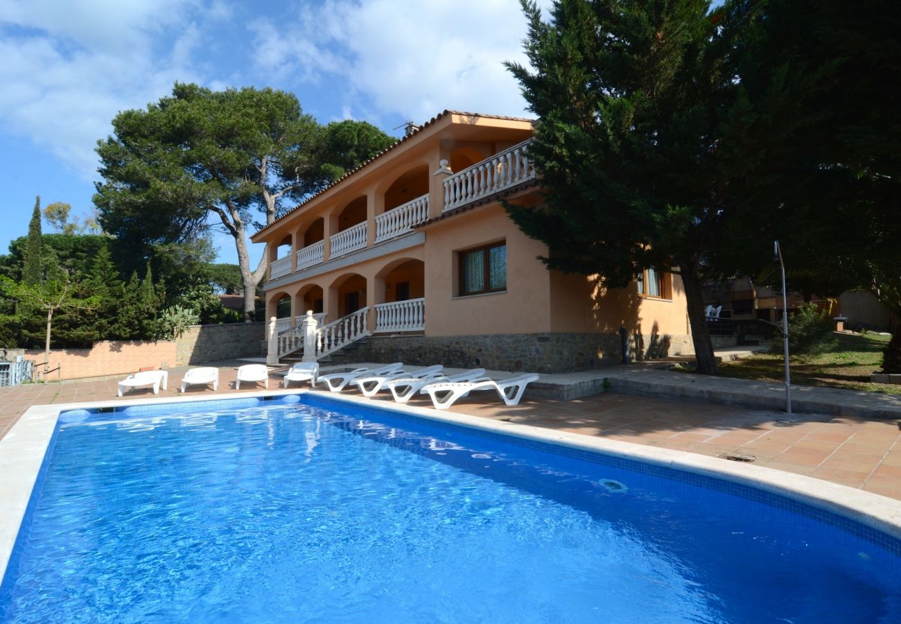 Apartment in L'Escala - MUSEU BAIXOS