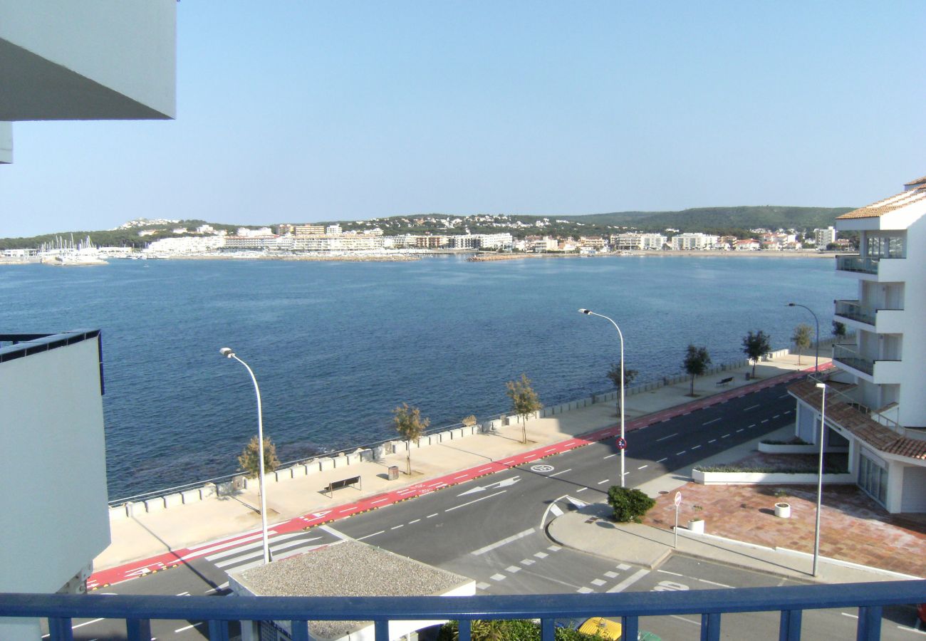 Apartment in L'Escala - PASSEIG DEL MAR 22