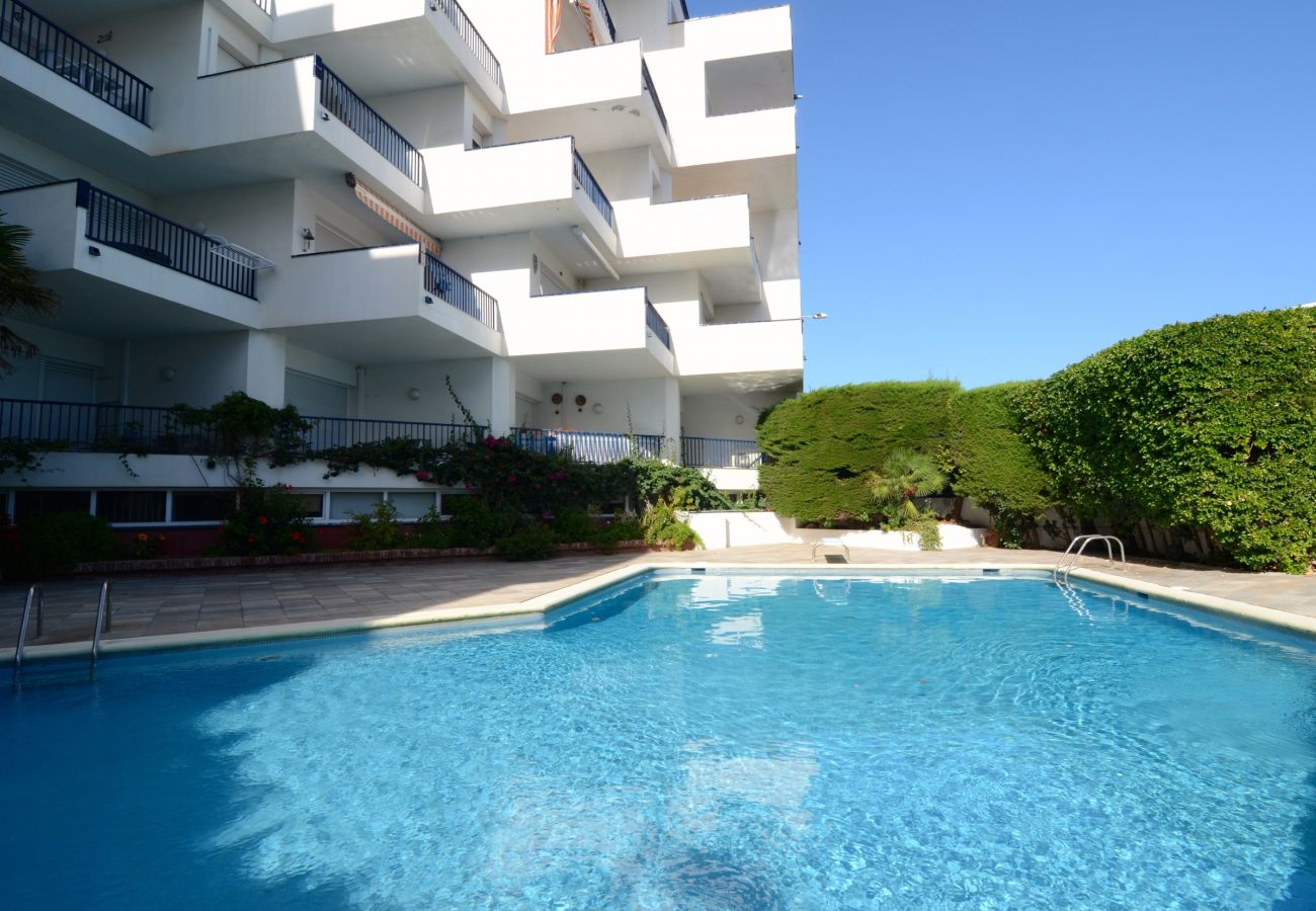 Apartment in L'Escala - PASSEIG DEL MAR 22