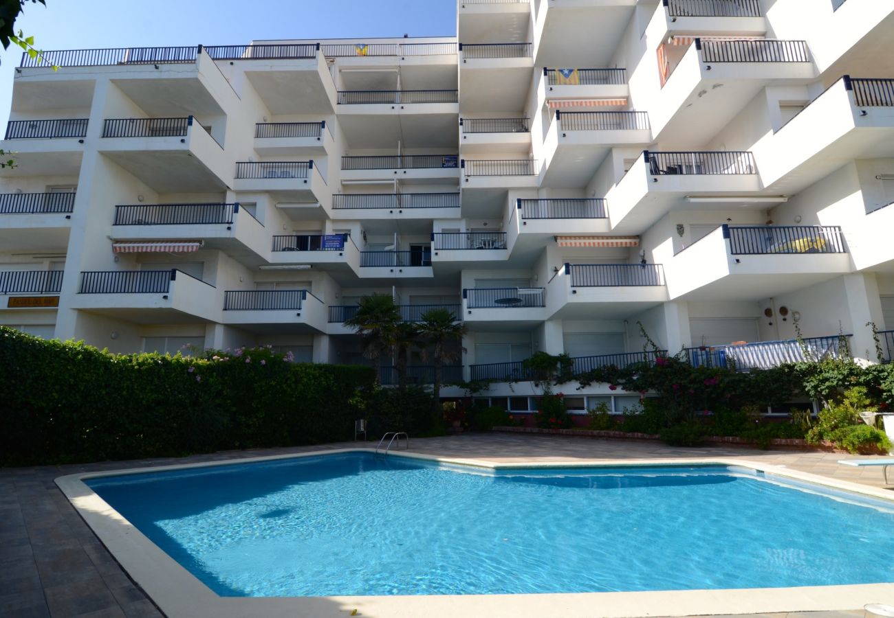 Apartment in L'Escala - PASSEIG DEL MAR 22