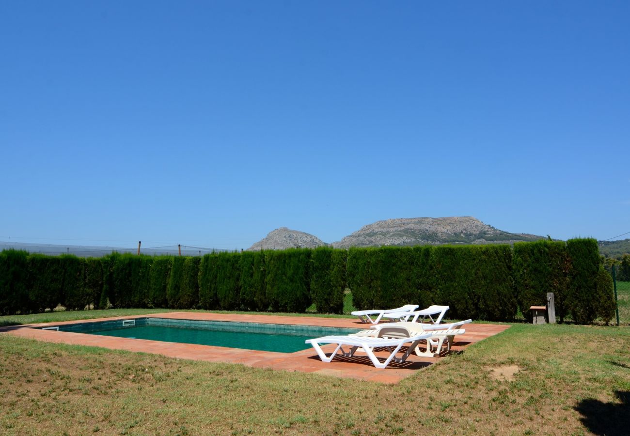 Cottage in Estartit - MAS DELS NOGUERS