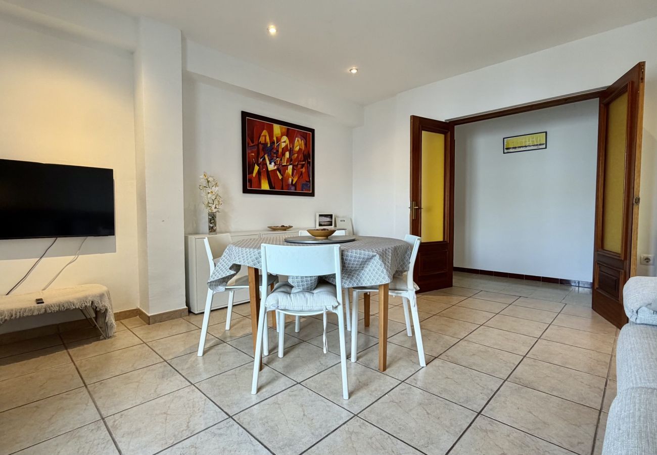 Apartment in L'Escala - ELS PESCADORS 2.1