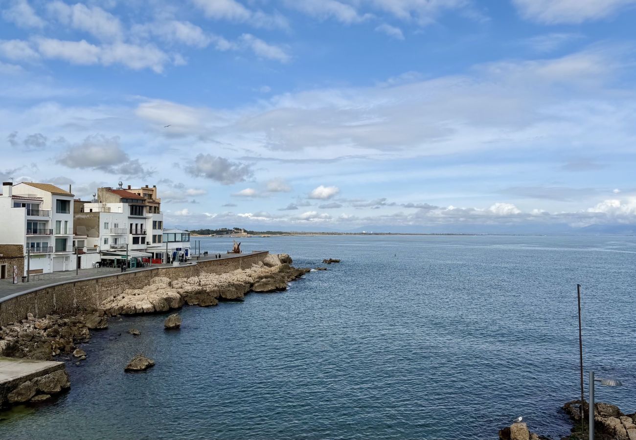 Apartment in L'Escala - ELS PESCADORS 2.1