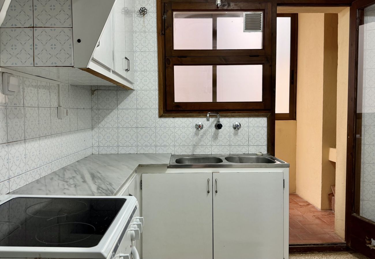 Apartment in L'Escala - ELS PESCADORS 2.1