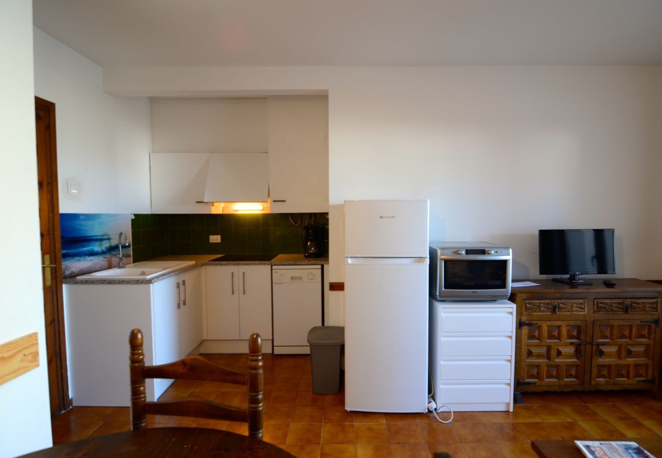 Apartment in L'Escala - PUEBLO AMARRES BA-101
