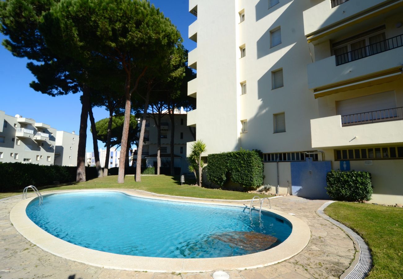 Apartment in L'Escala - PUEBLO AMARRES BA-101