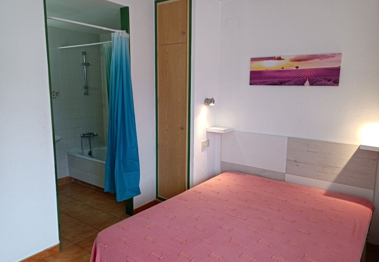 Apartment in L'Escala - GRAN SOL C 01