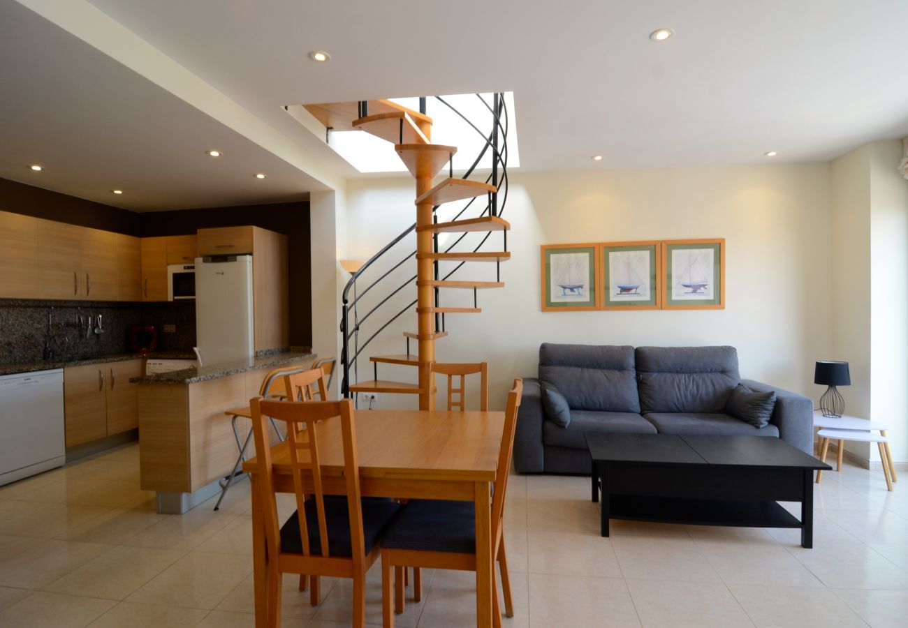 Apartment in L'Escala - EL XIC 3-2