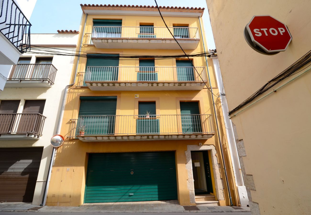 Apartment in L'Escala - EL XIC 3-2