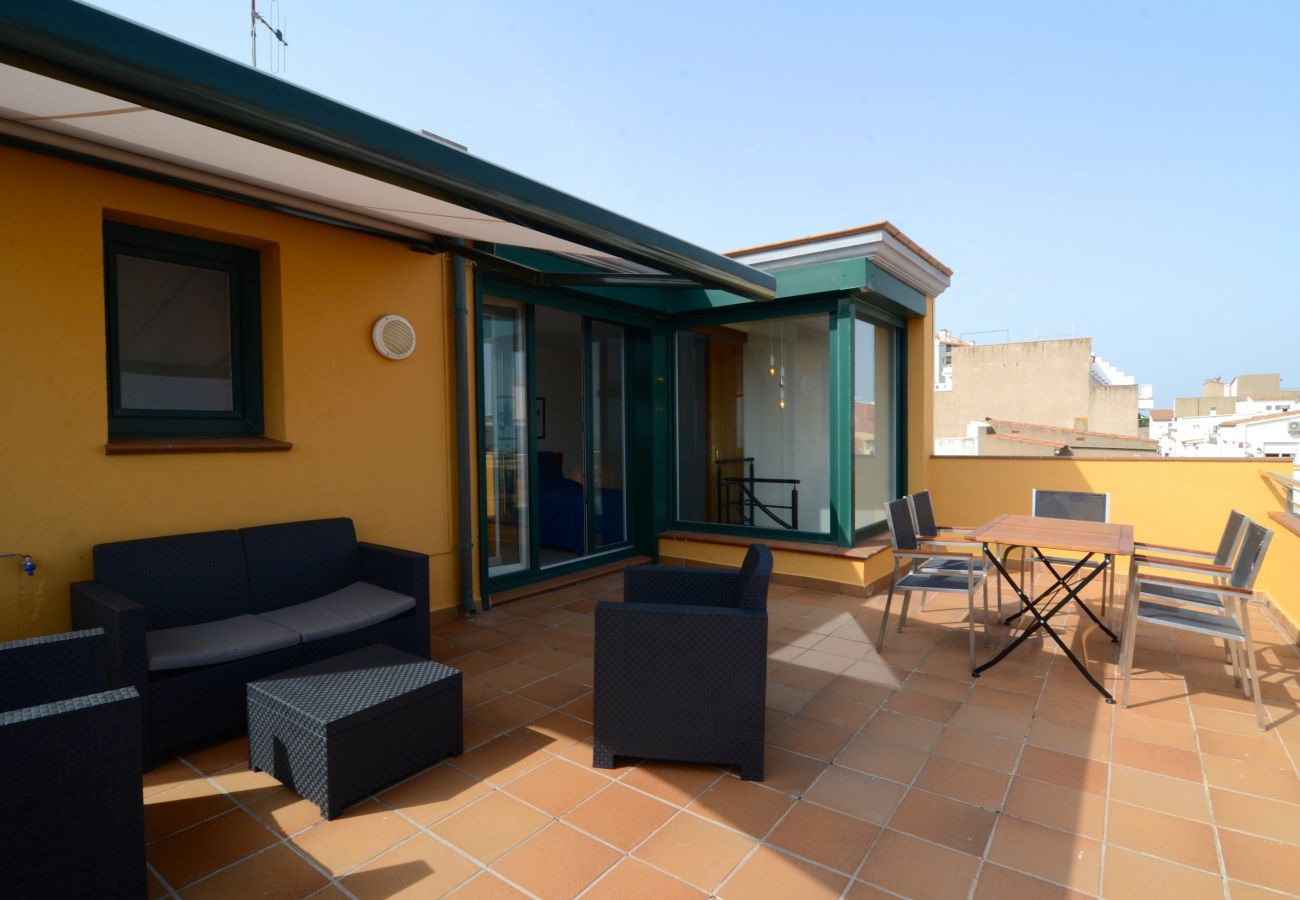 Apartment in L'Escala - EL XIC 3-2