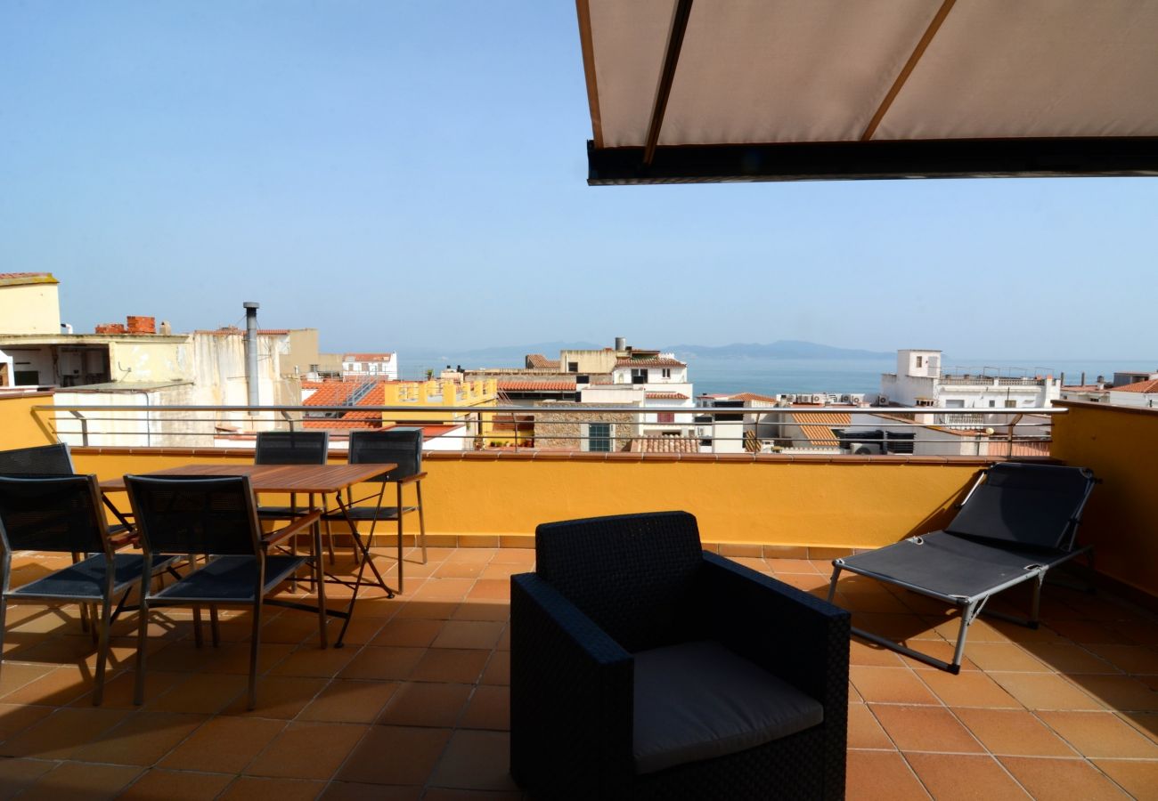 Apartment in L'Escala - EL XIC 3-2
