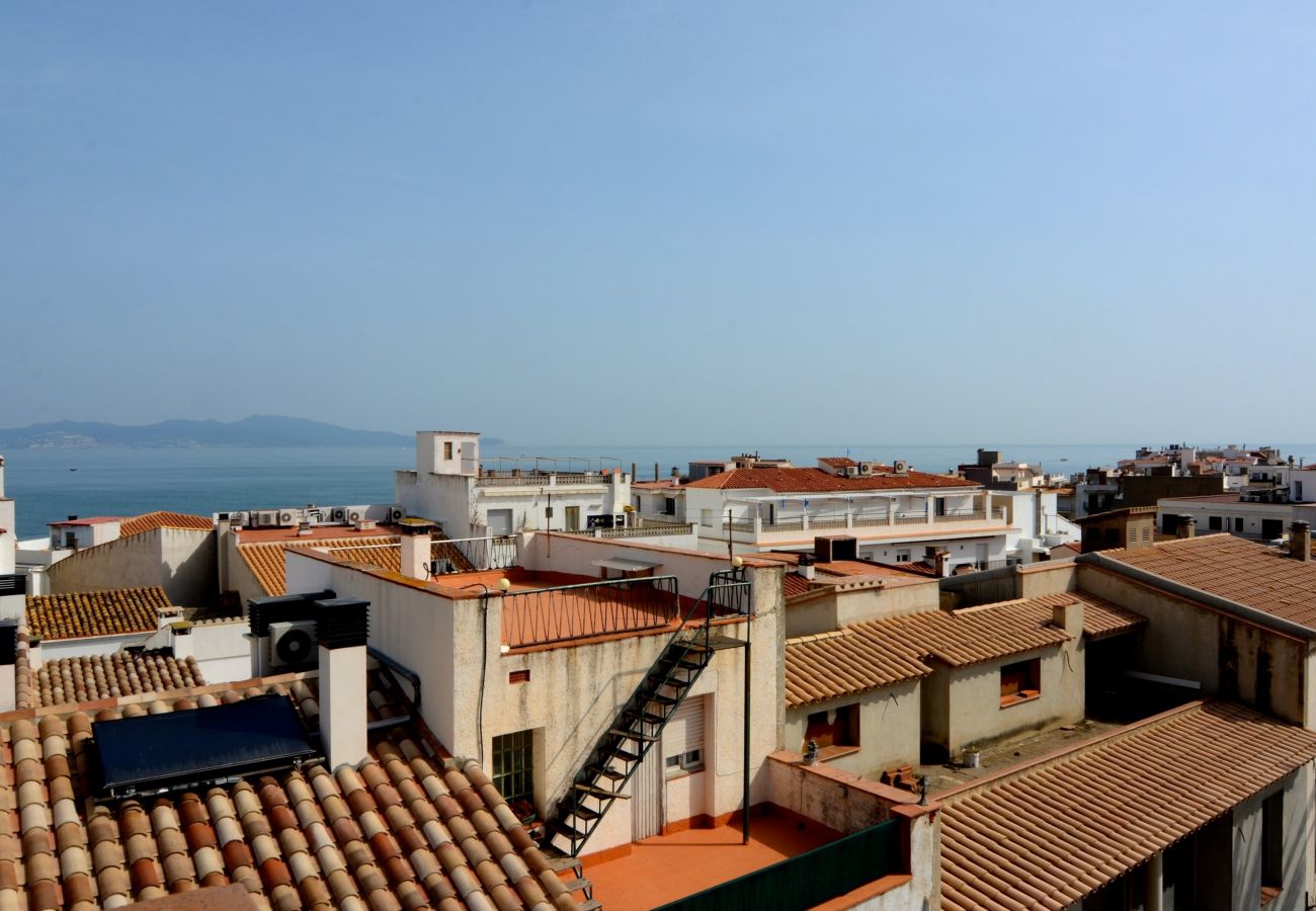 Apartment in L'Escala - EL XIC 3-2