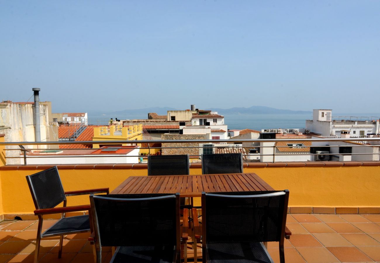 Apartment in L'Escala - EL XIC 3-2