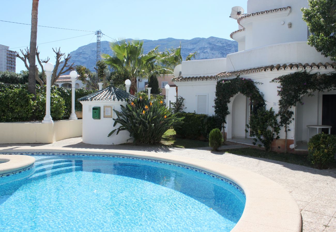 Apartment in Denia - 102 Oasis Beach, 70