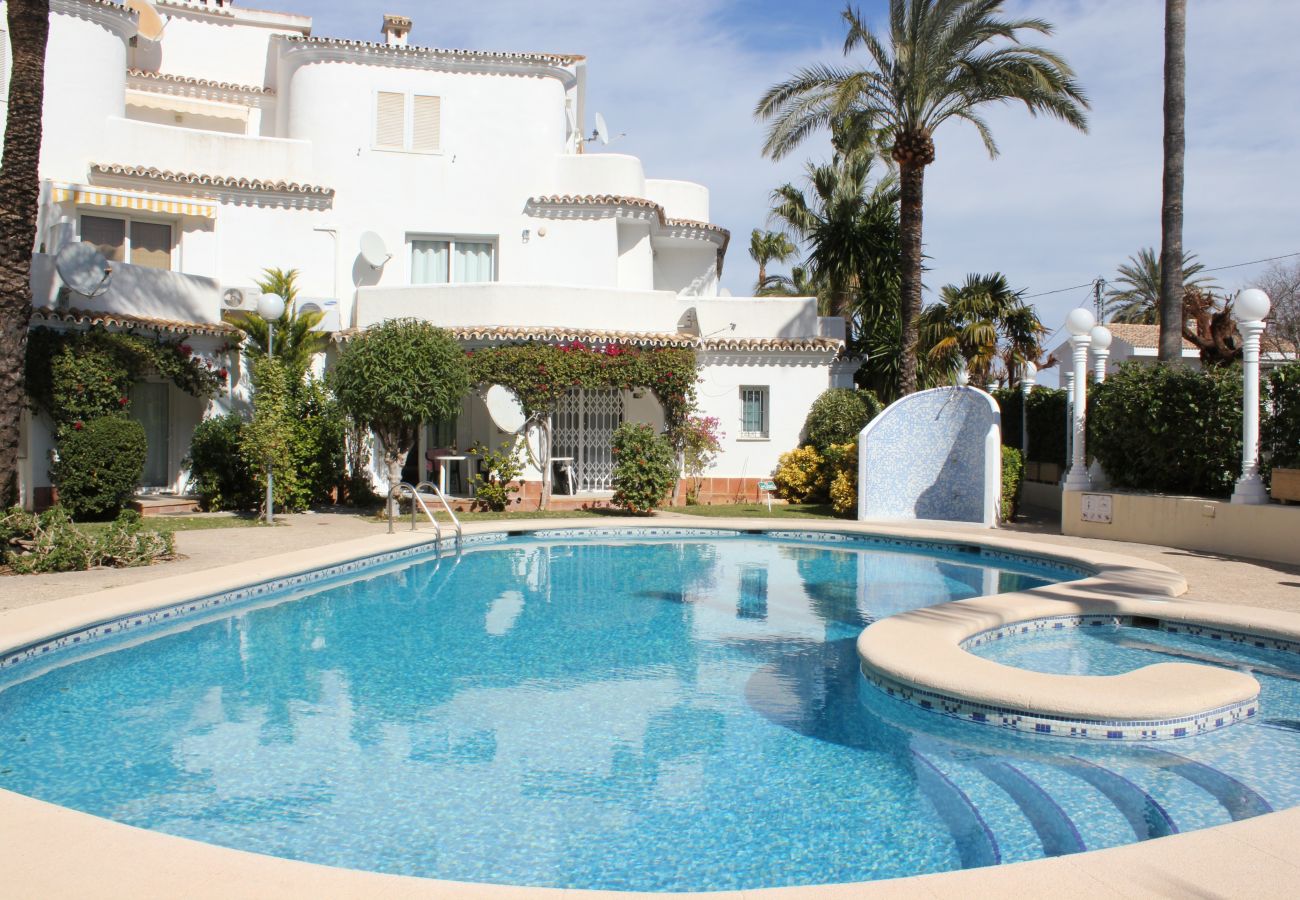 Apartment in Denia - 102 Oasis Beach, 70