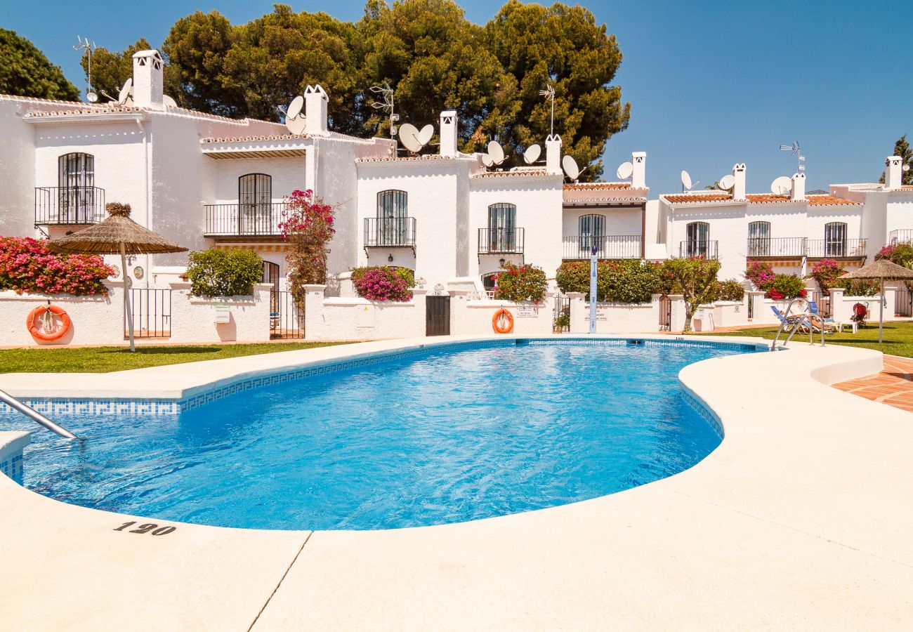 Villa in Nerja - Los Pinos 25 Villas by Casasol