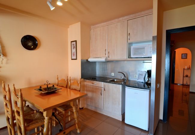 Apartment in L'Escala - PUNTA ROMANA C 303