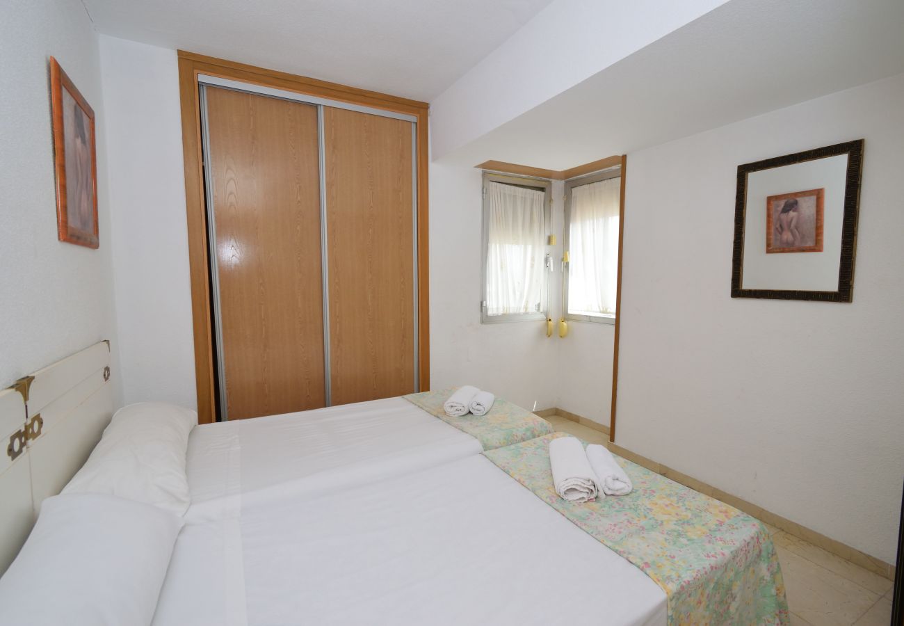 Apartment in Benidorm - CABALLOS 14H