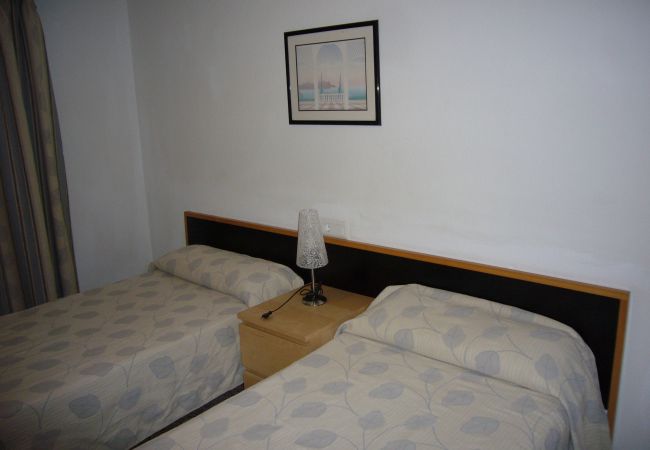 Apartment in Benidorm - ISLANDIA 15C