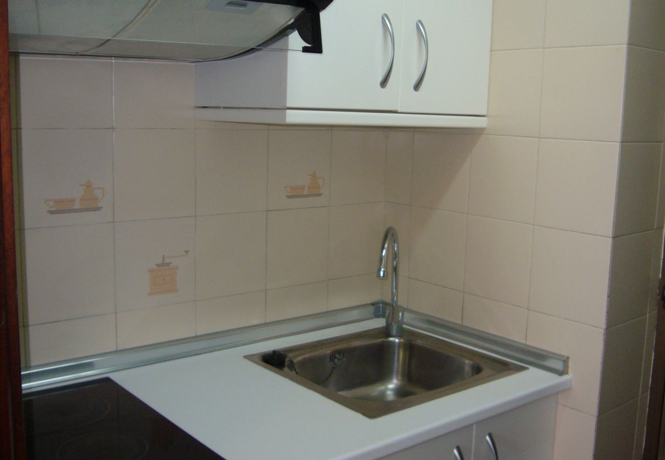 Apartment in Benidorm - GEMELOS 2 11E2