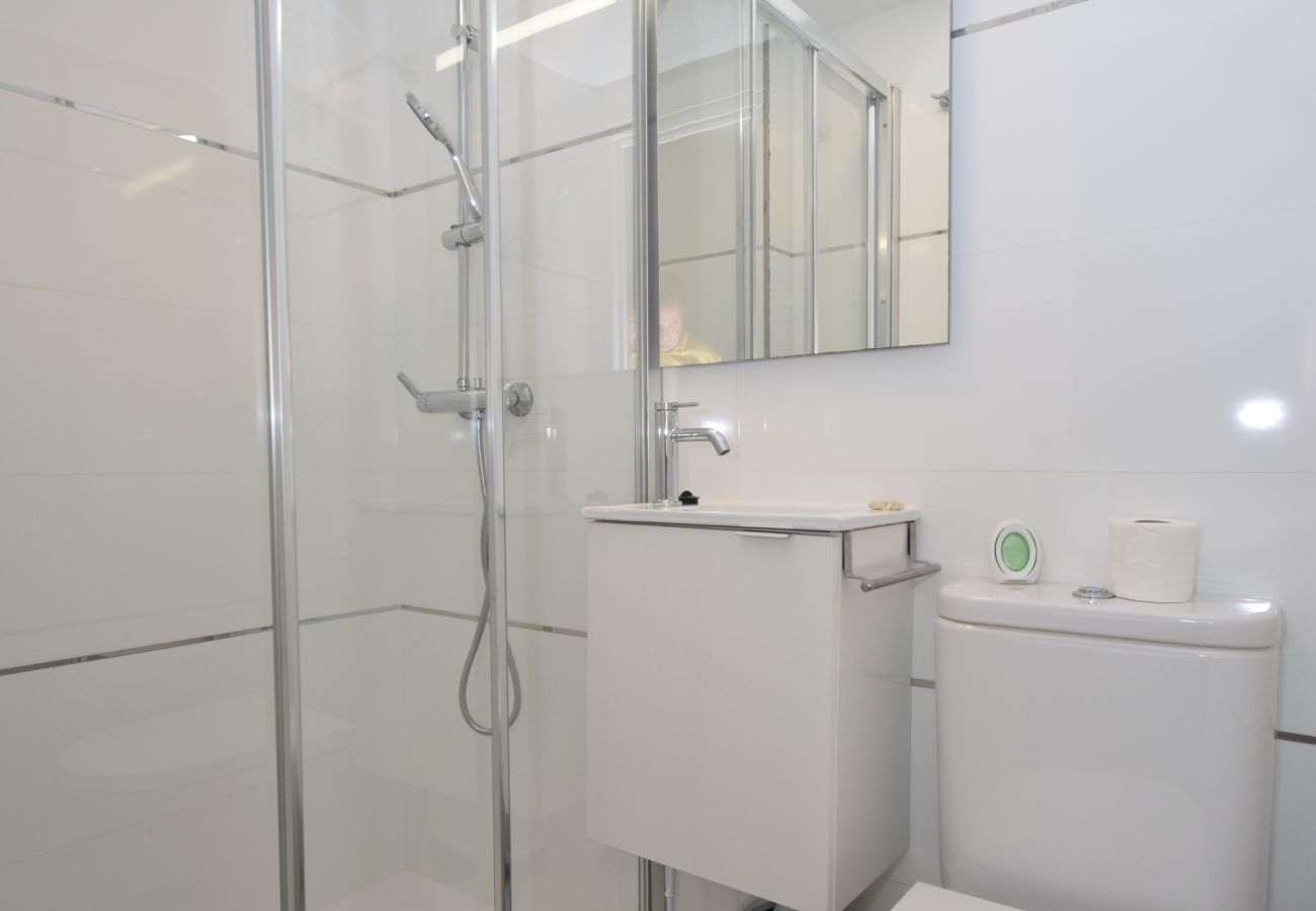 Apartment in Benidorm - TOR SERENA 15C