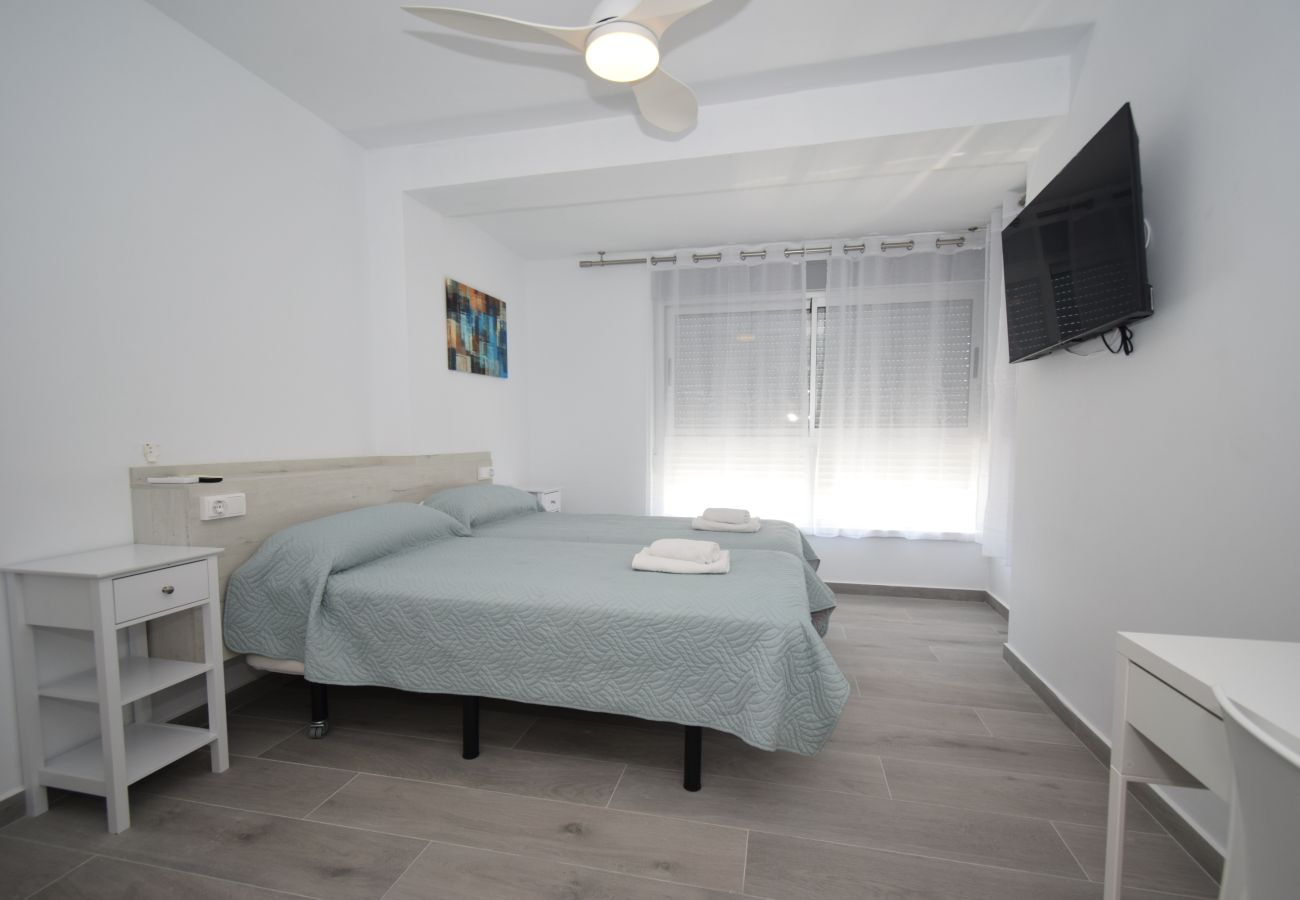 Apartment in Benidorm - TOR SERENA 15C