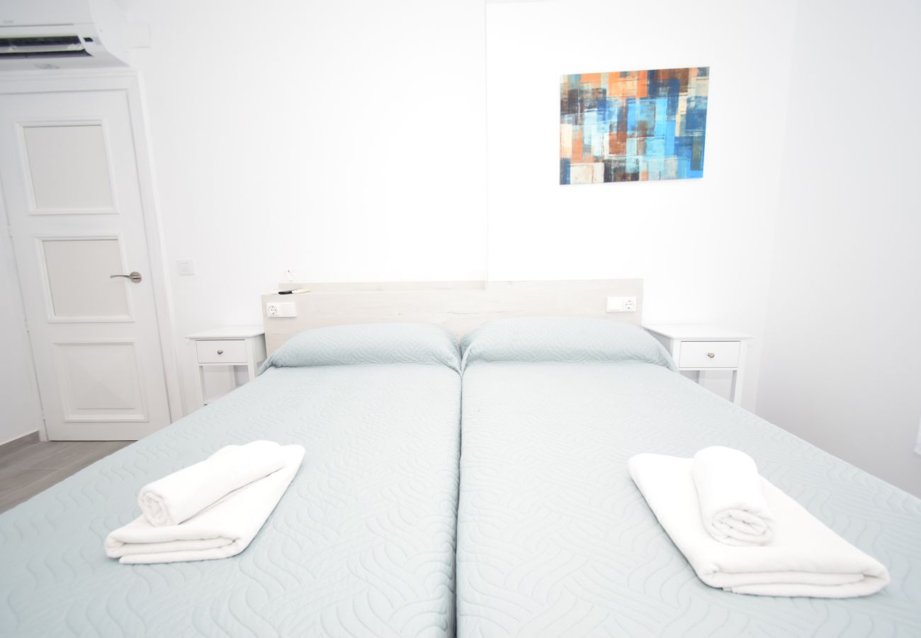 Apartment in Benidorm - TOR SERENA 15C