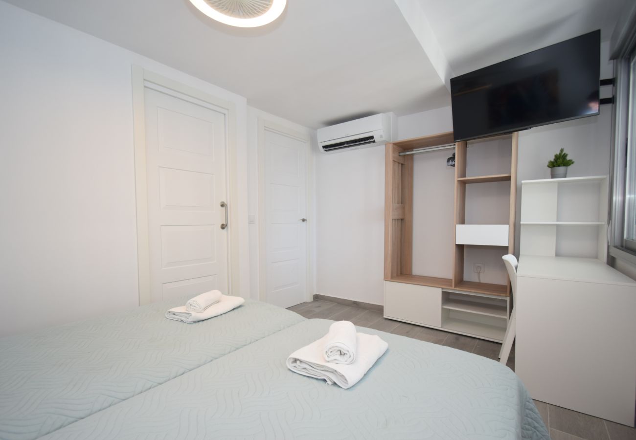 Apartment in Benidorm - TOR SERENA 15C