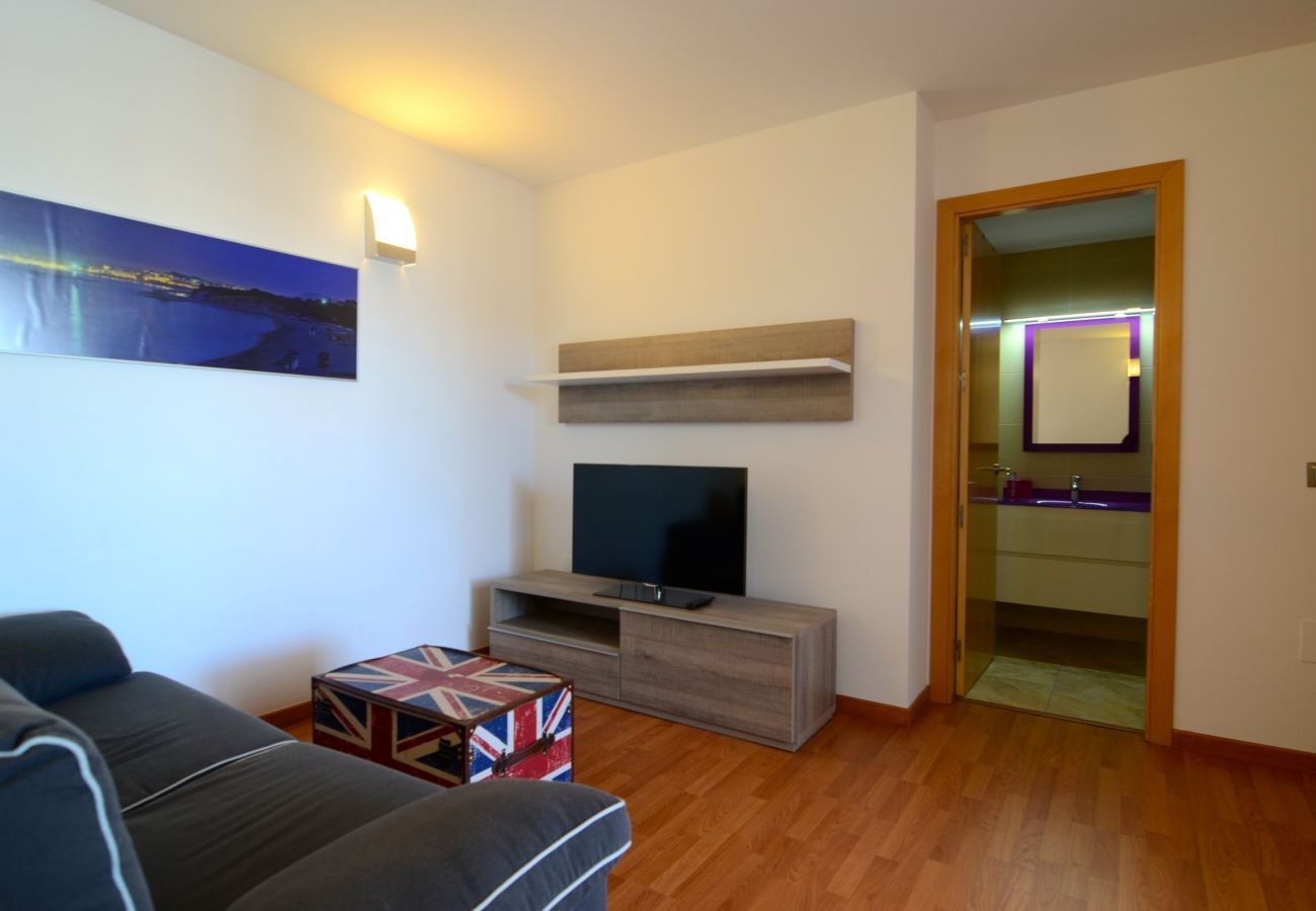 Apartment in L'Escala - GRACIA 23 2-1