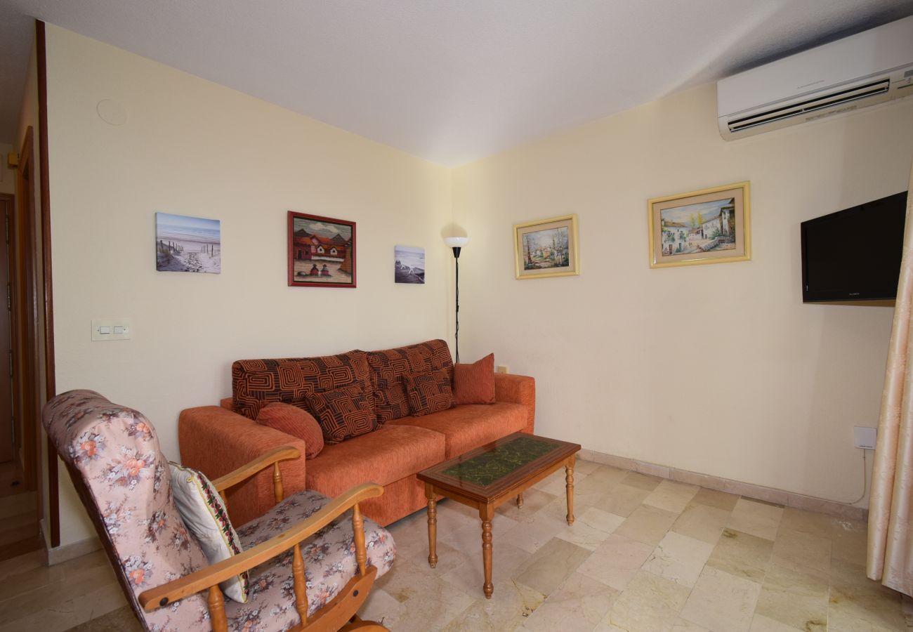 Apartment in Benidorm - LA PINTA 15D