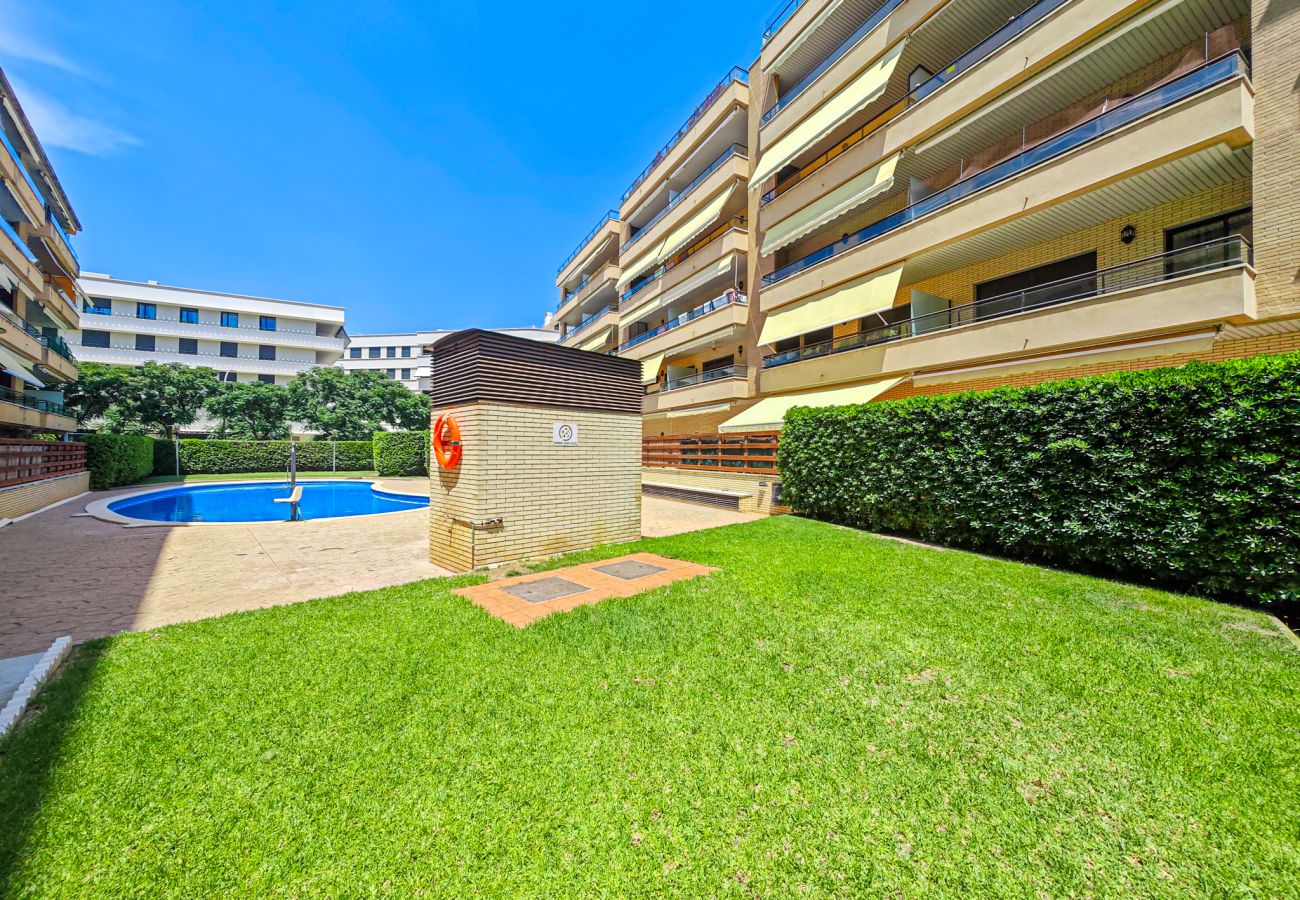 Apartment in Cambrils - Paradis 33 2 2