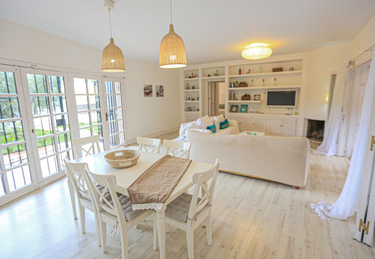 Villa in Cambrils - VILLA SA CALMA