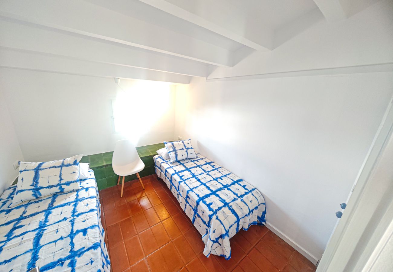 Villa in Cambrils - VILLA SA CALMA