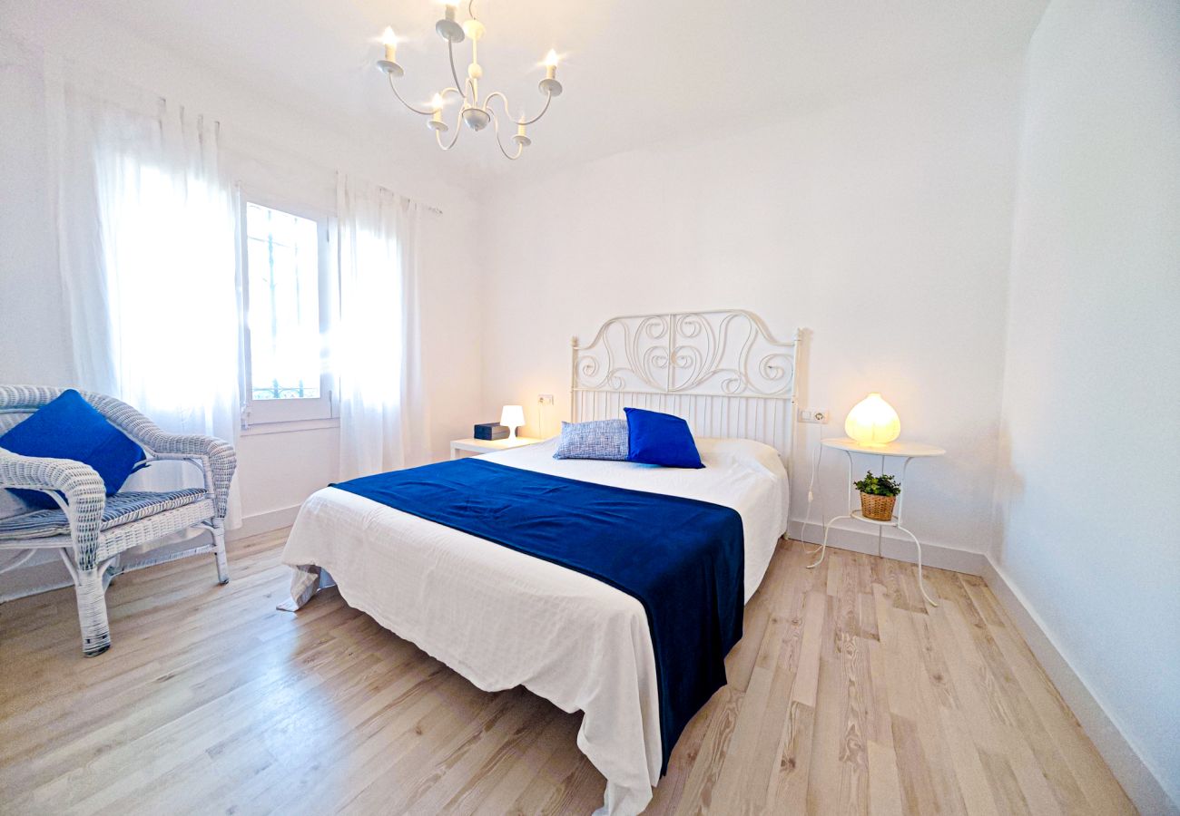 Villa in Cambrils - VILLA SA CALMA