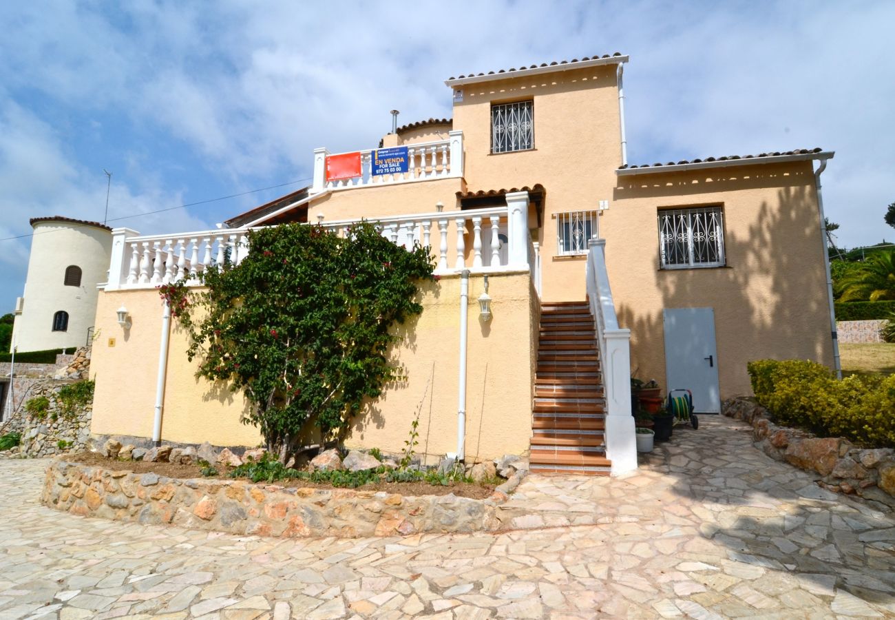 Villa in Estartit - VOLENDAM 2