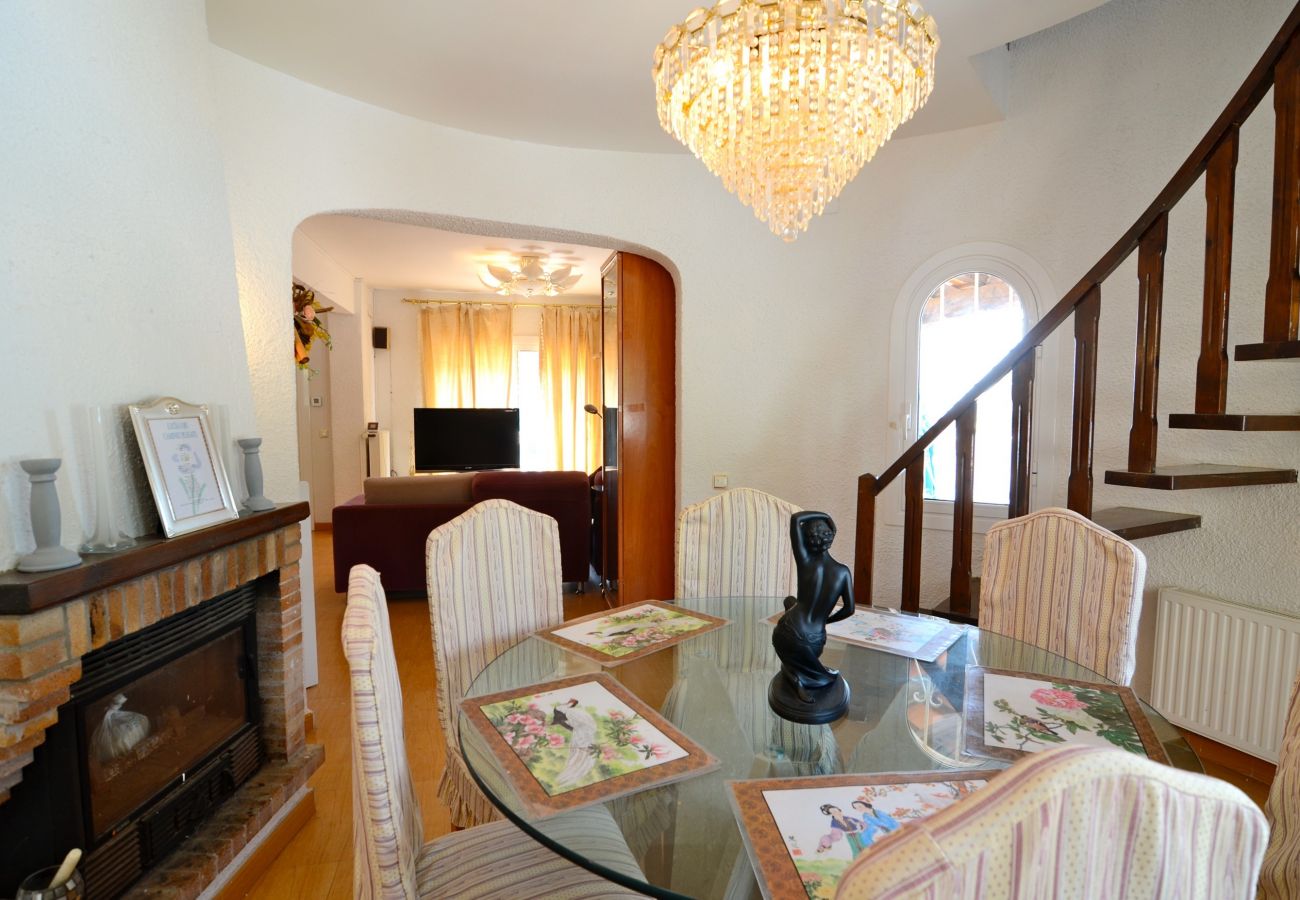 Villa in Estartit - VOLENDAM 2