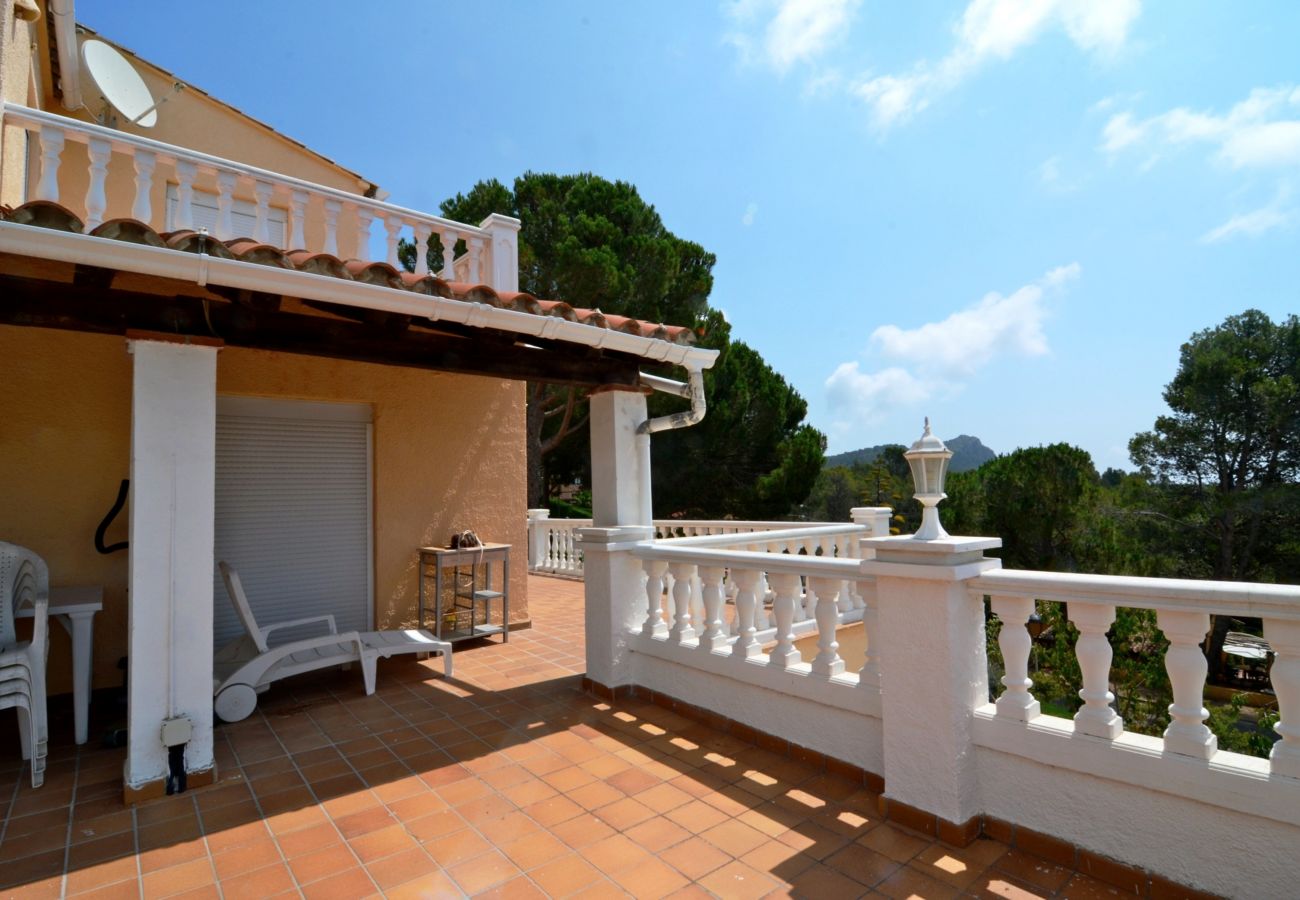 Villa in Estartit - VOLENDAM 2
